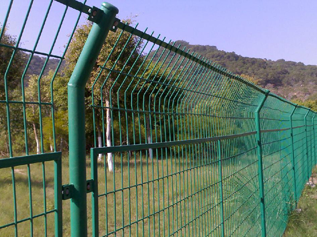 焊接網隔離柵